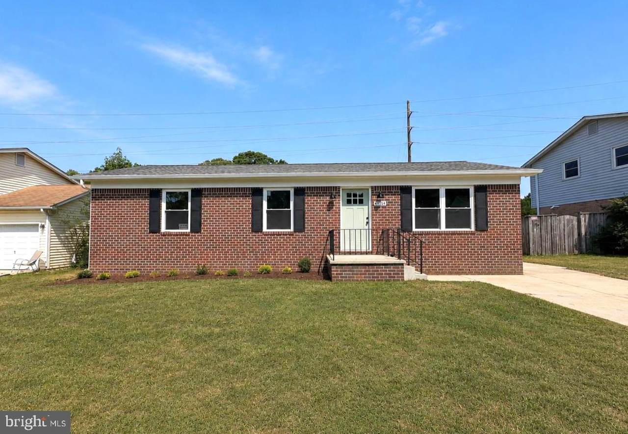 45754 Oliver Court - Photo 1