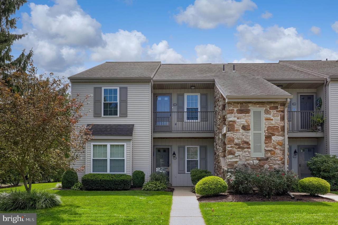 232 Greenview Drive - Photo 1