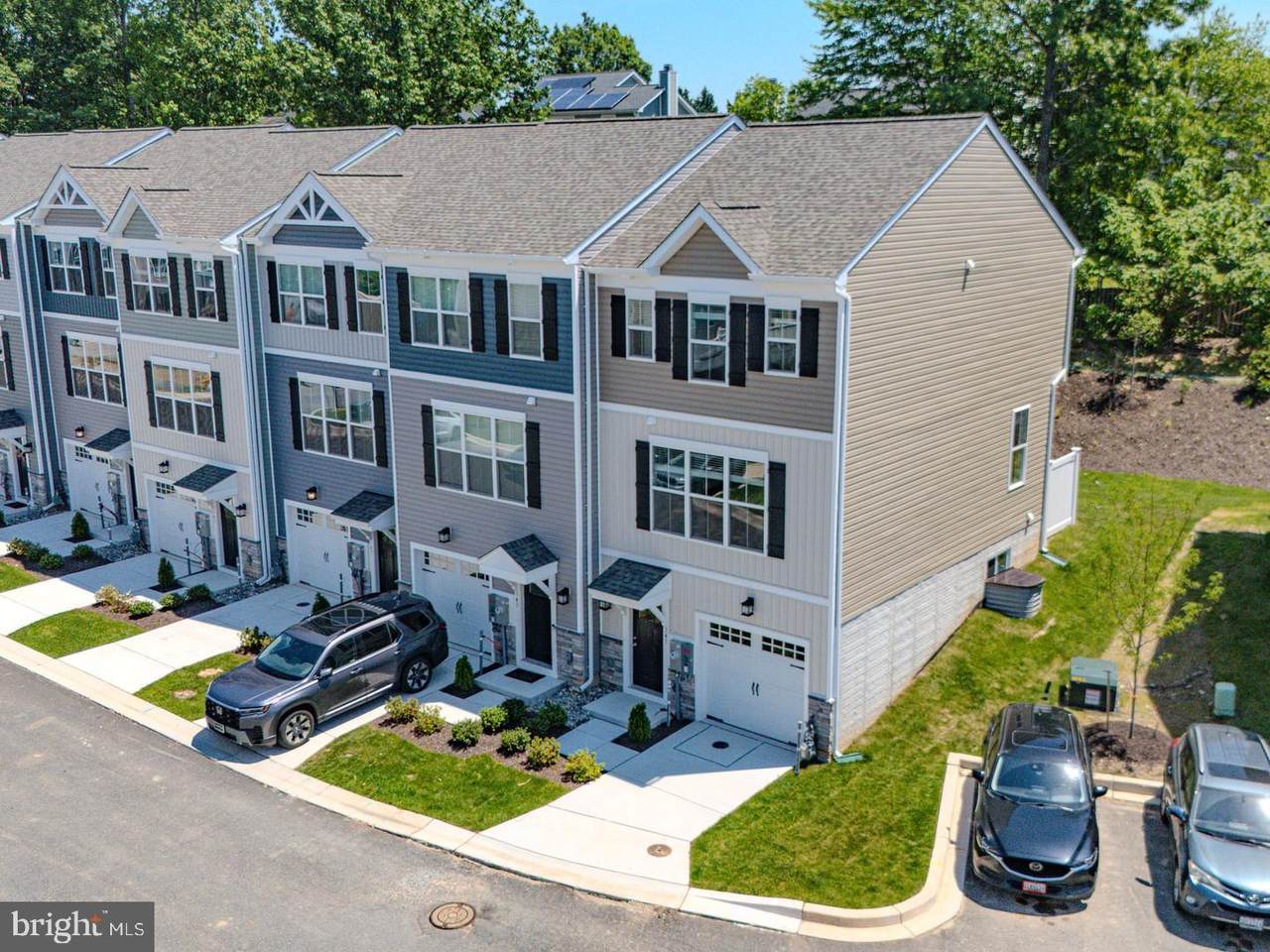 341 Tumblers Way - Photo 1