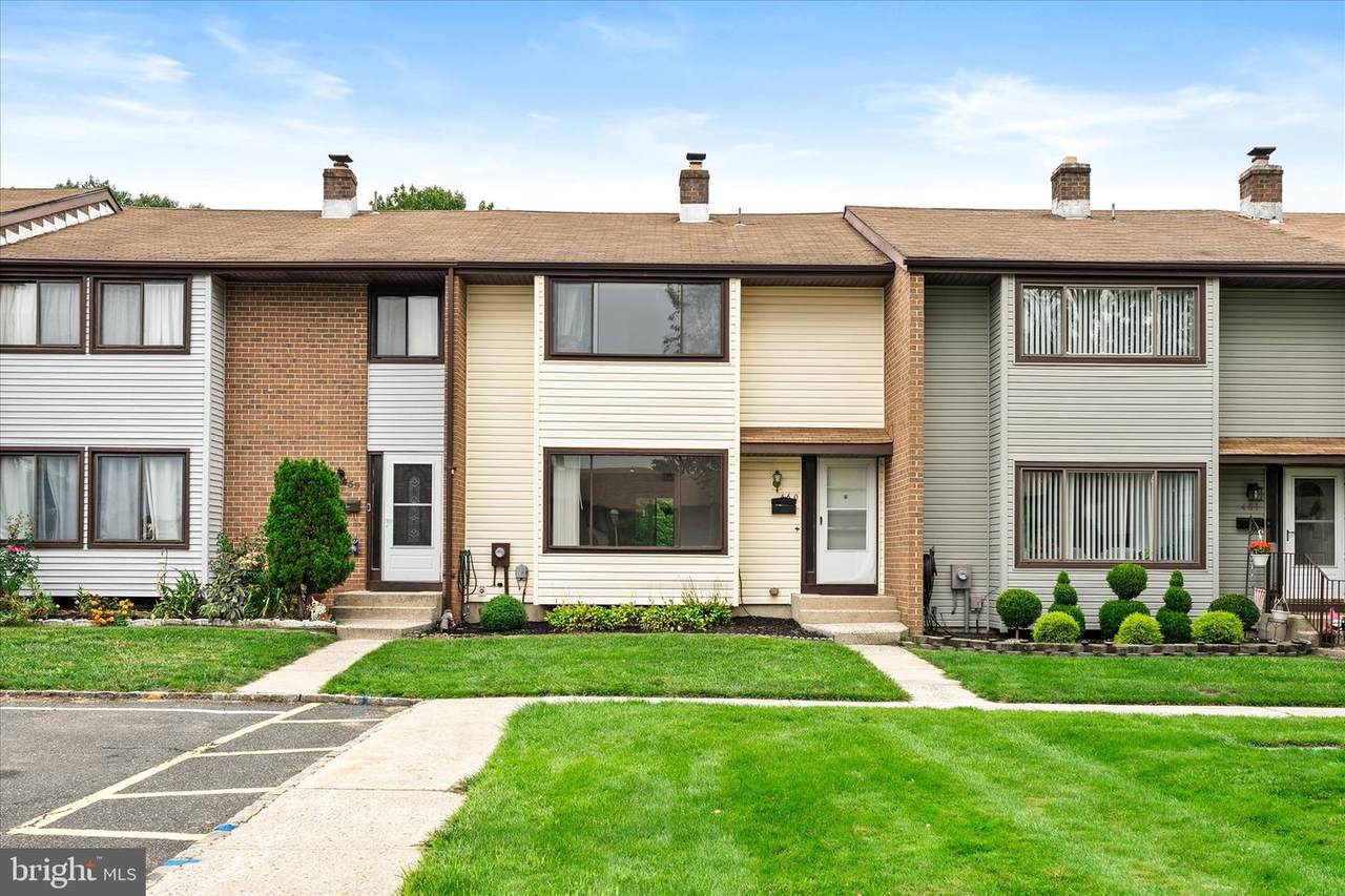 460 Fairfield Road - Photo 1