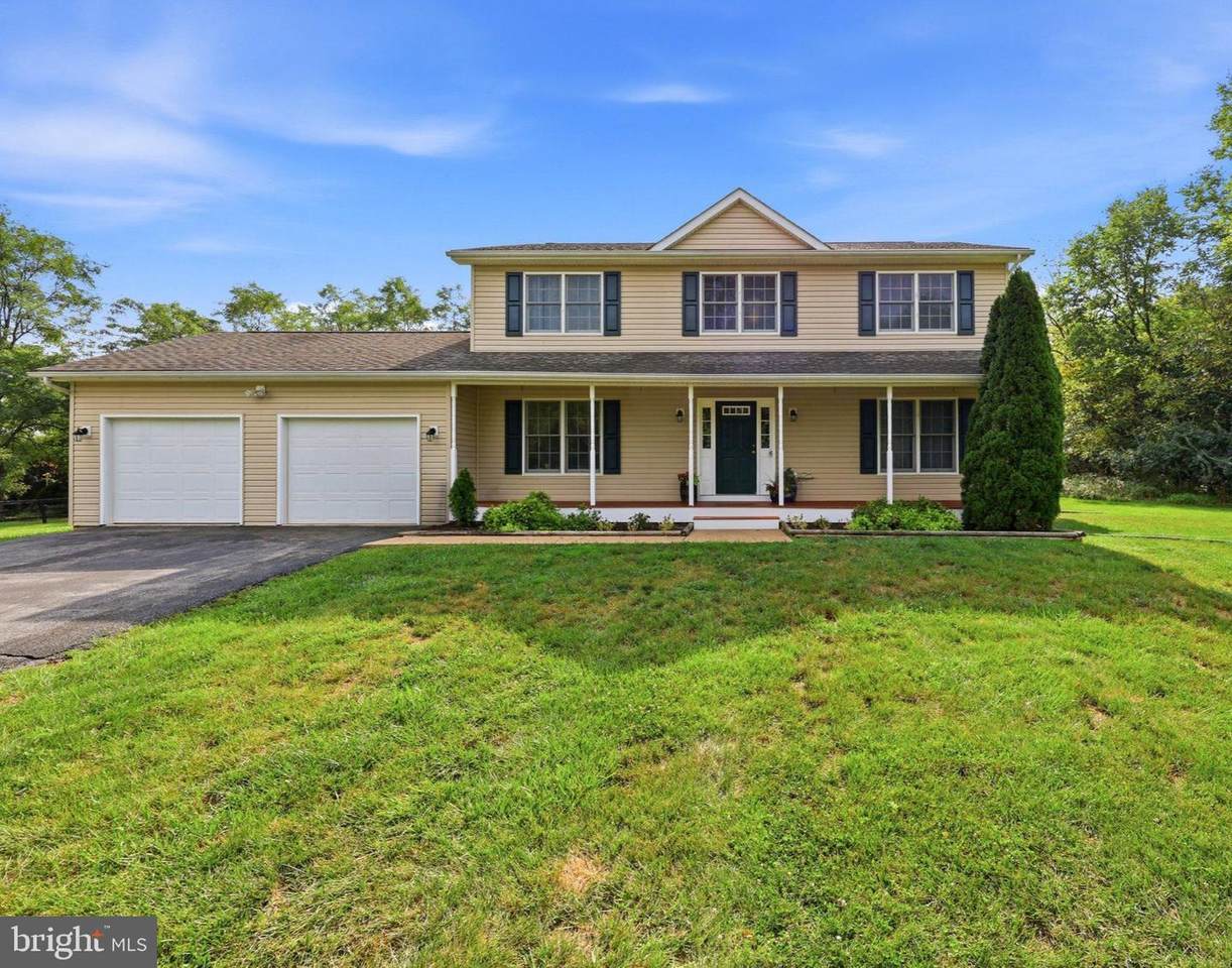 128 Sunflower Drive - Photo 1