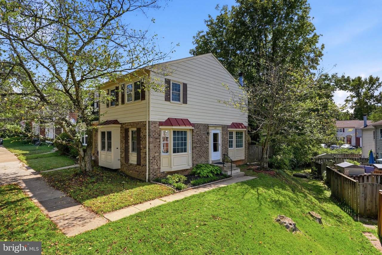 4871 Nash Drive - Photo 1