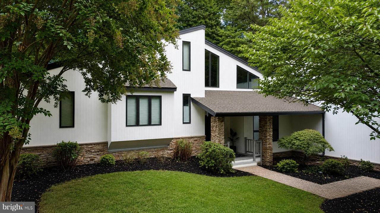1378 Kinloch Circle - Photo 1