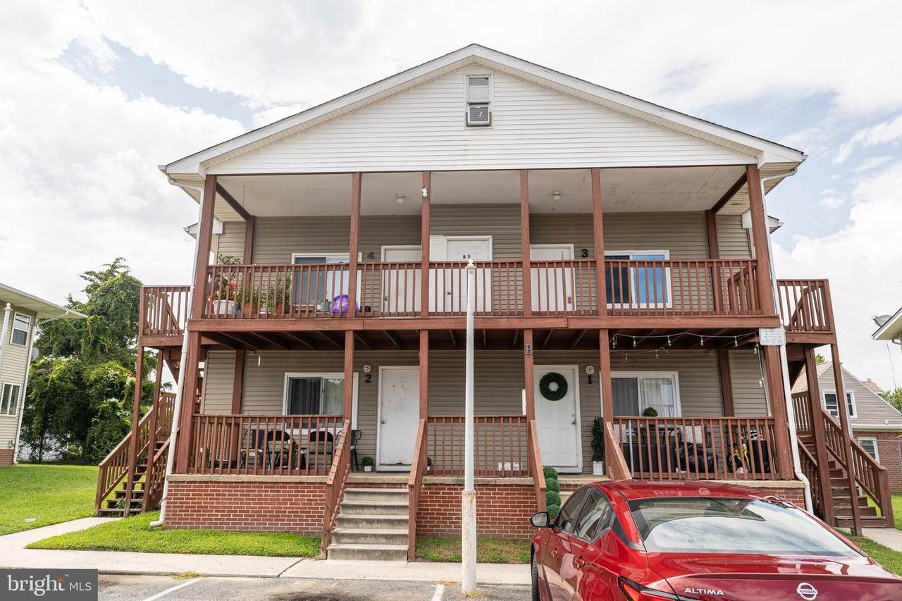 516 Bay Street - Photo 1