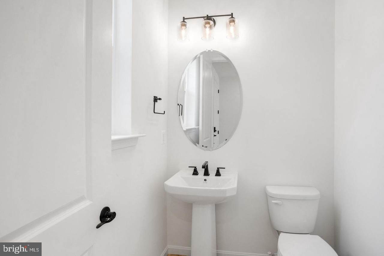 https://bt-photos.global.ssl.fastly.net/brightmls/1280_boomver_1_805343801542-2.jpg