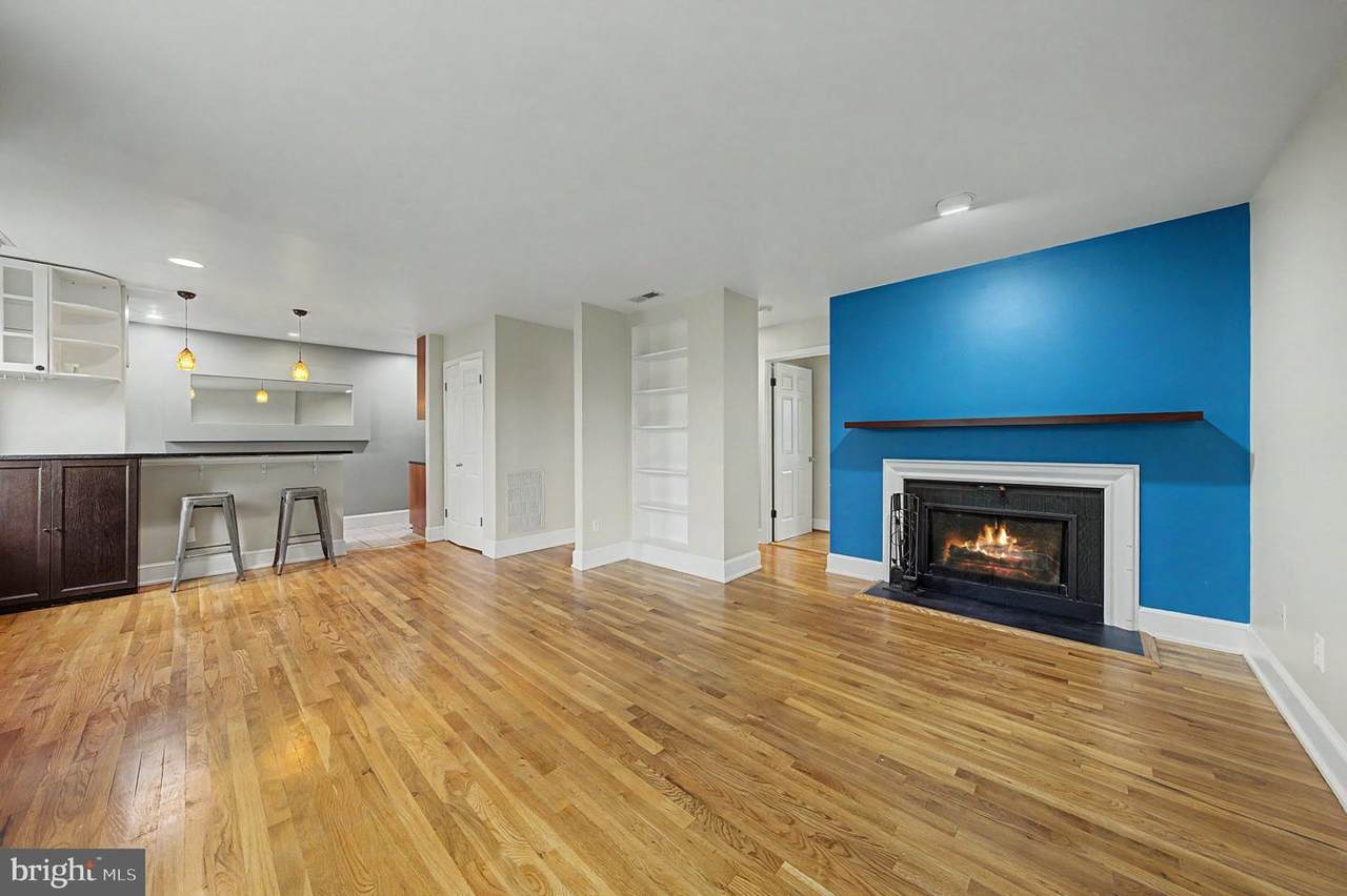 317 10TH Street - Photo 1