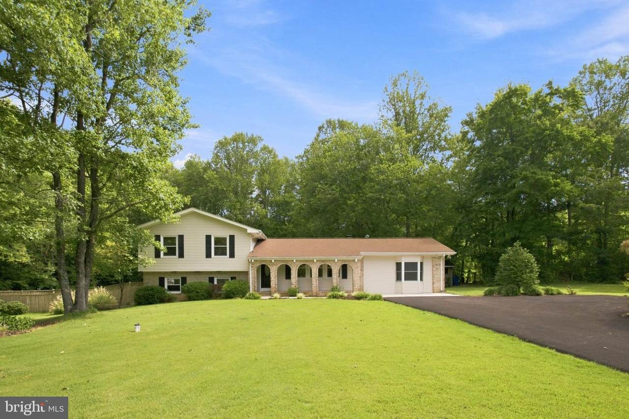 5538 Huckleberry Drive - Photo 1