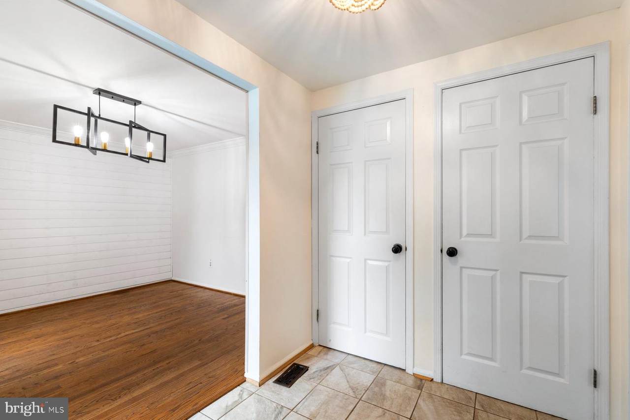https://bt-photos.global.ssl.fastly.net/brightmls/1280_boomver_1_805346163568-2.jpg