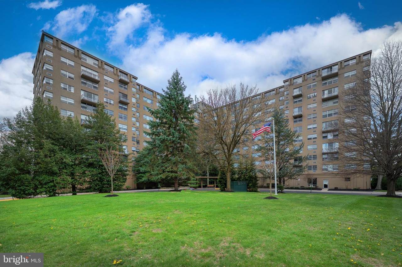 1030 Lancaster Avenue - Photo 1