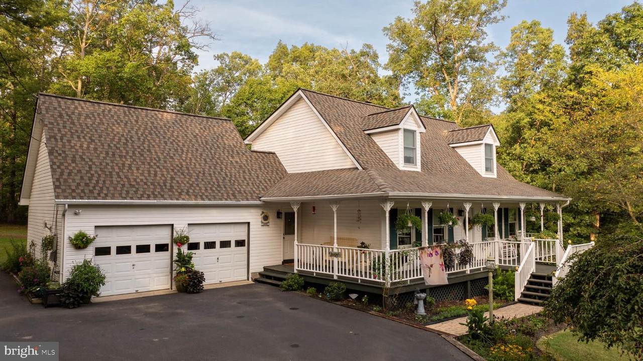 984 Aspen Drive - Photo 1