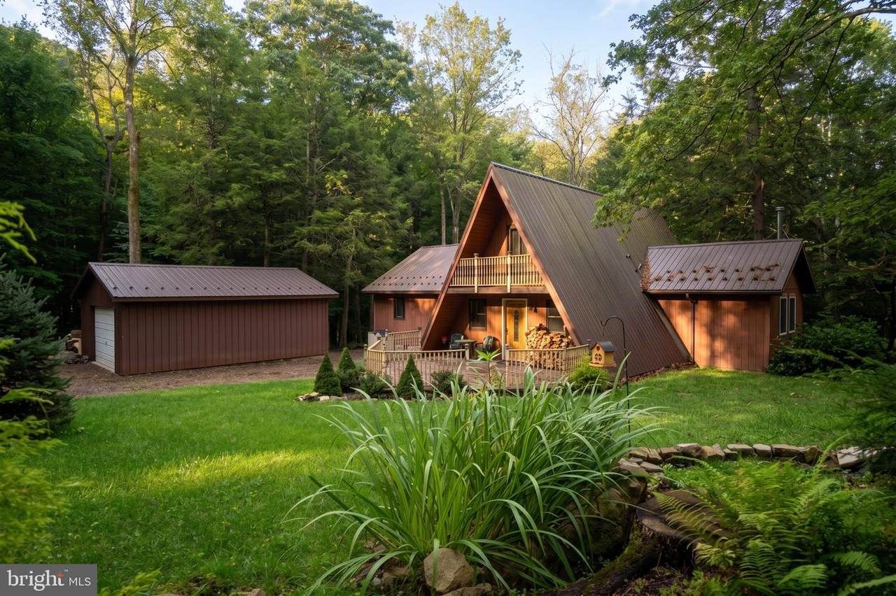 322 Hemlock Road - Photo 1