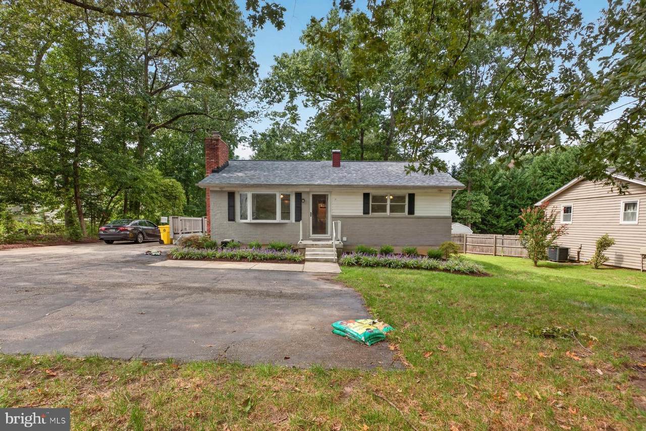 512 Saint Martins Lane - Photo 1