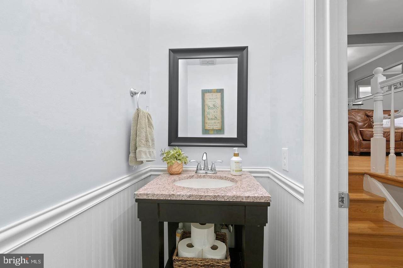 https://bt-photos.global.ssl.fastly.net/brightmls/1280_boomver_1_805349259738-2.jpg
