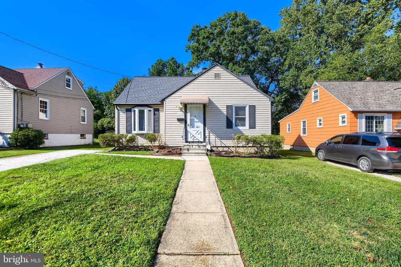 1710 Wycliffe Avenue - Photo 1