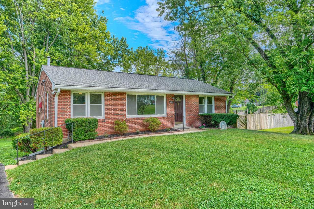 4921 Alice Avenue - Photo 1
