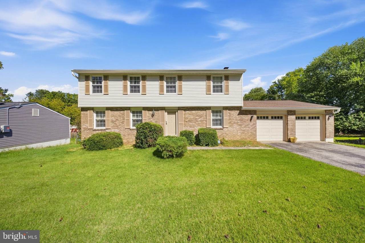 6105 Hillmeade Road - Photo 1