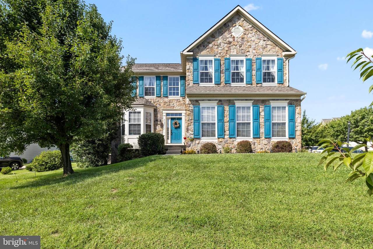 5103 Crest Haven Way - Photo 1