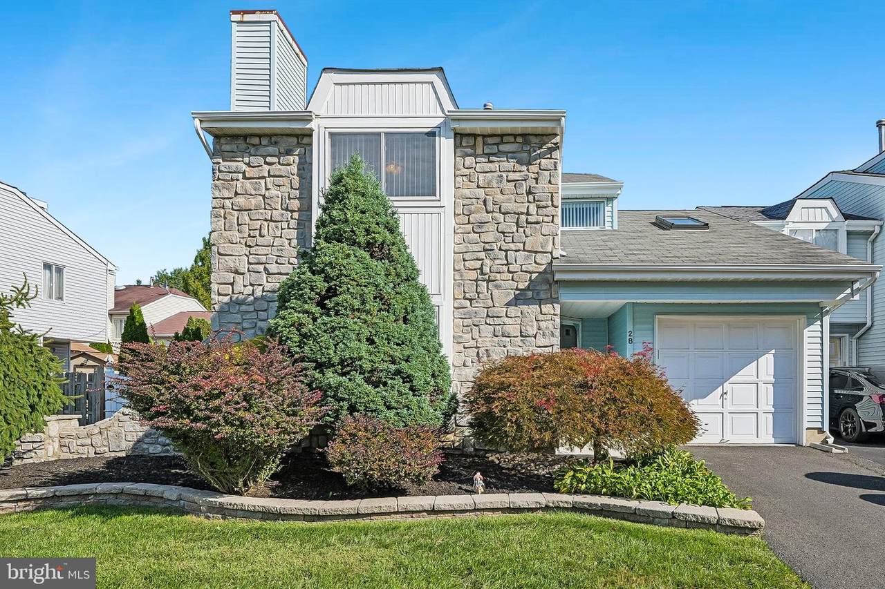 28 Allison Road - Photo 1