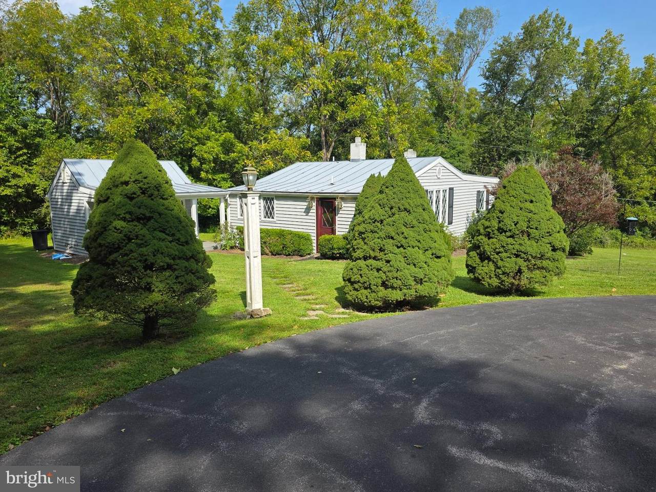 2370 Millwood Road - Photo 1