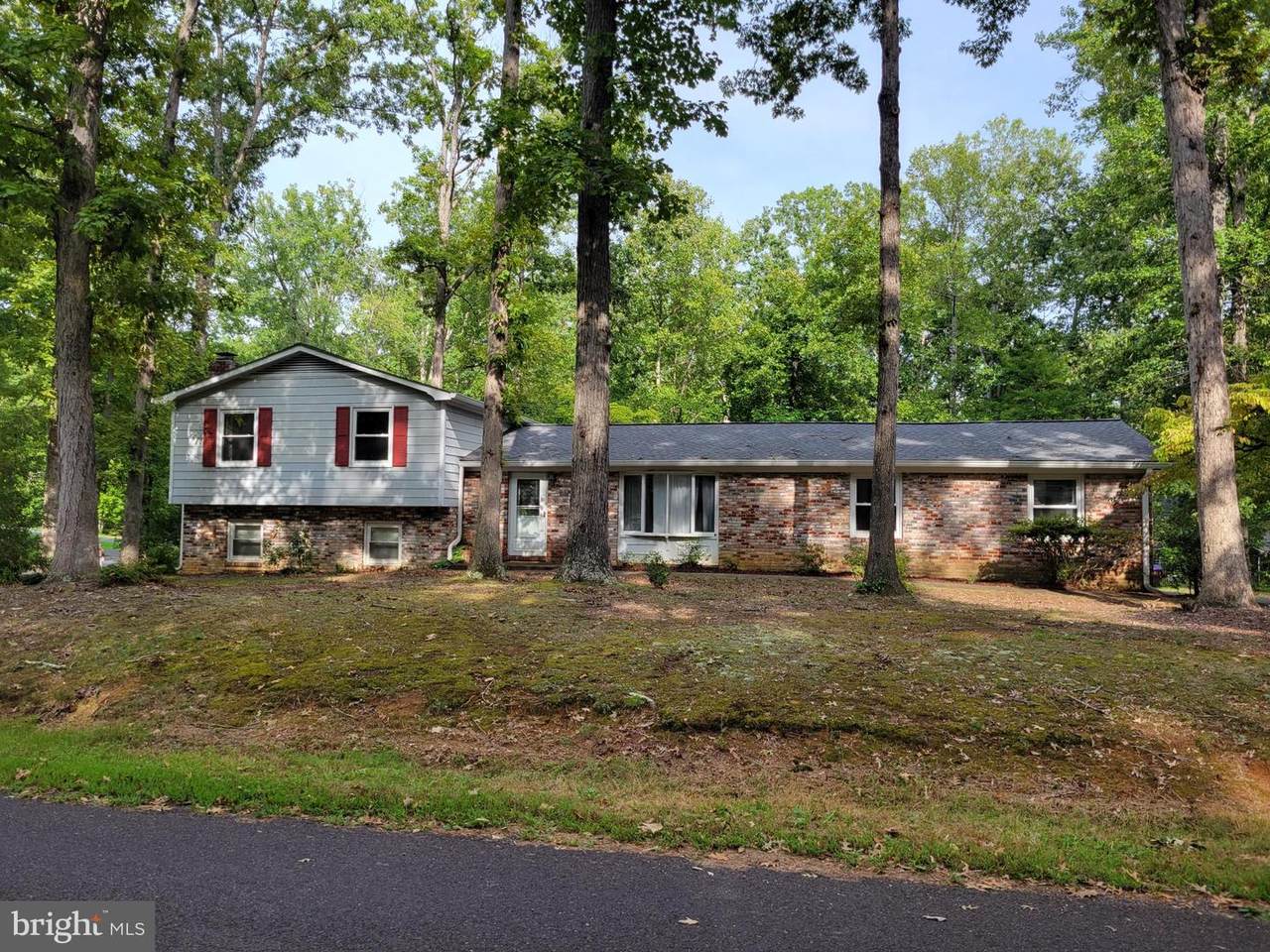 101 Silver Spring Drive - Photo 1