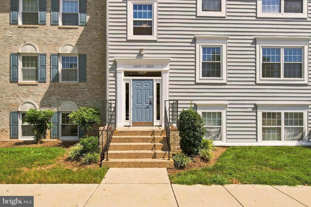 12213 Chaucer Lane - Photo 1
