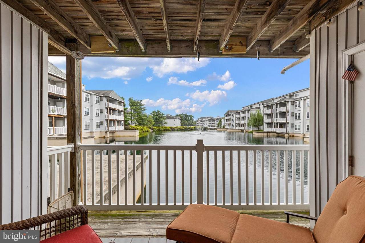 1701 Waters Edge - Photo 1