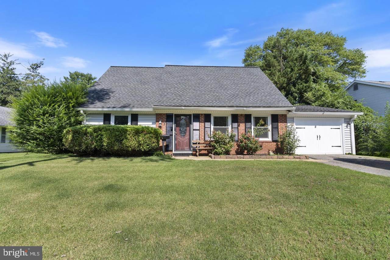 2914 Stonybrook Drive - Photo 1