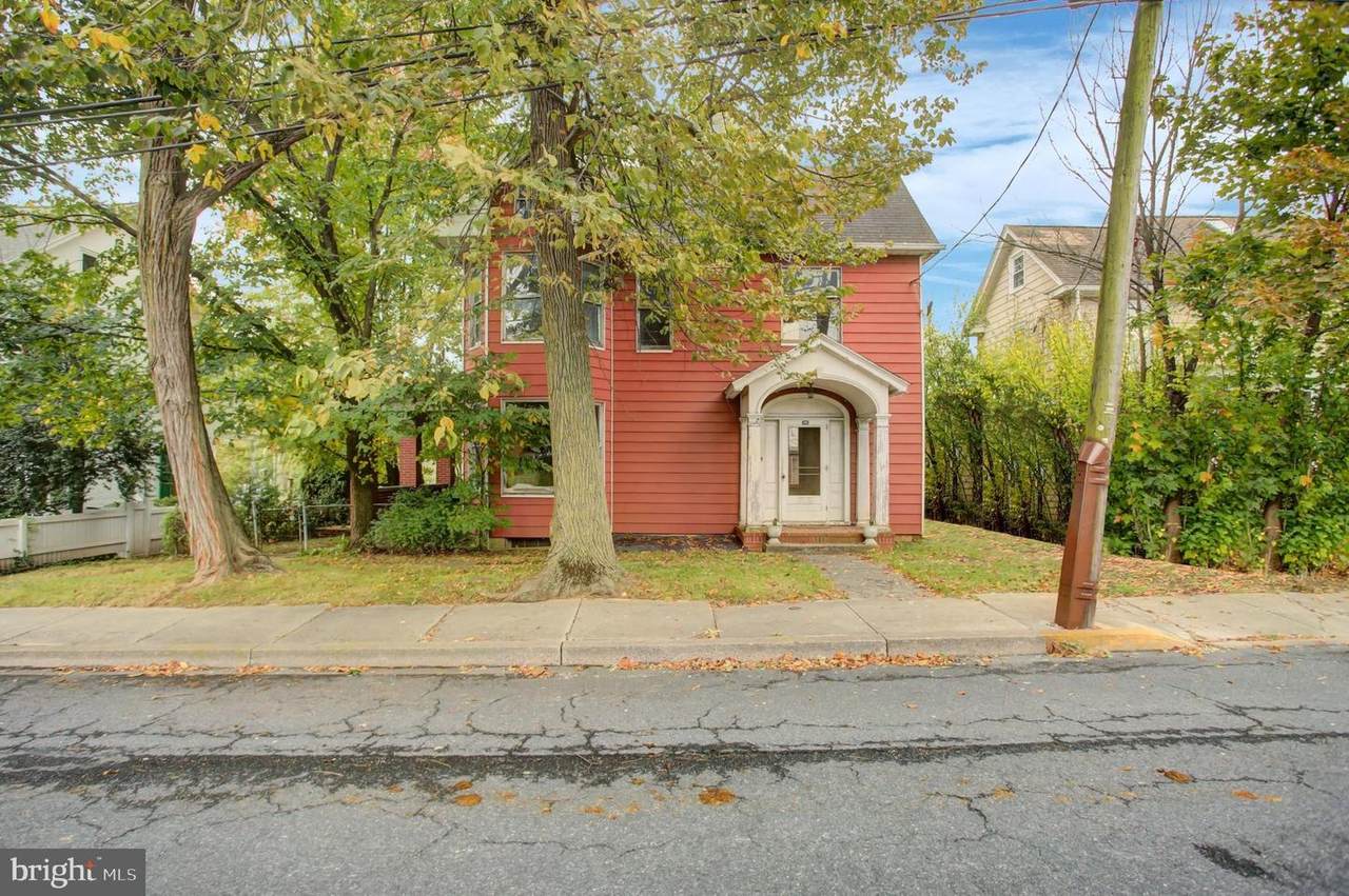 310 King Street - Photo 1