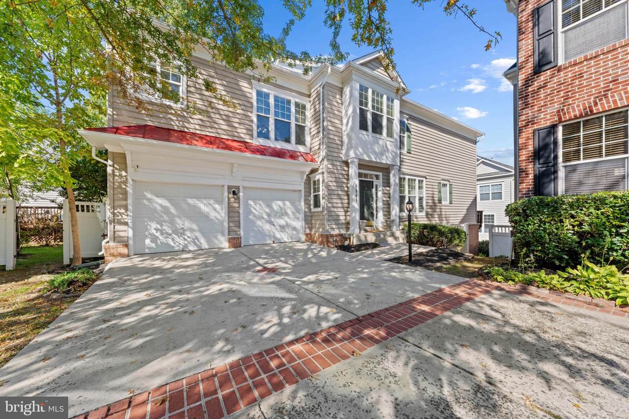 8881 Screech Owl Court - Photo 1