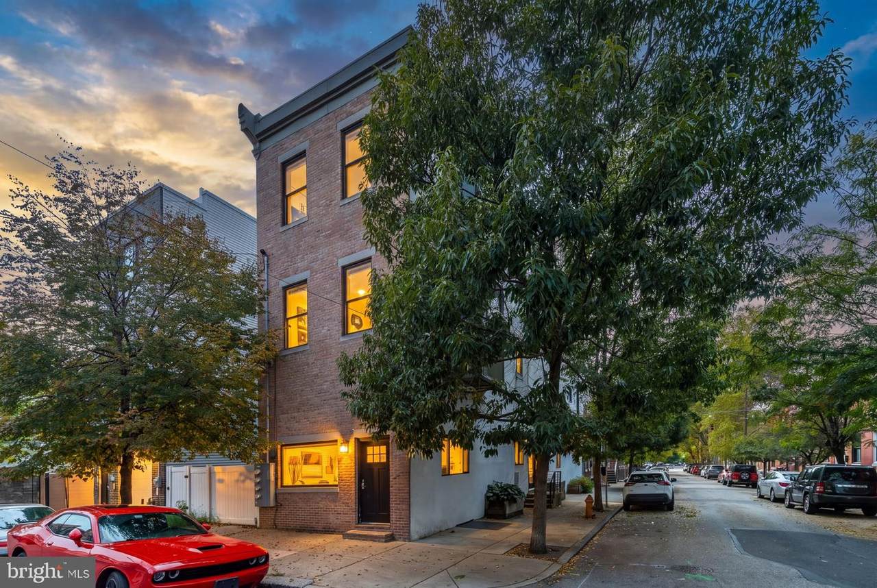 1218 30TH Street - Photo 1