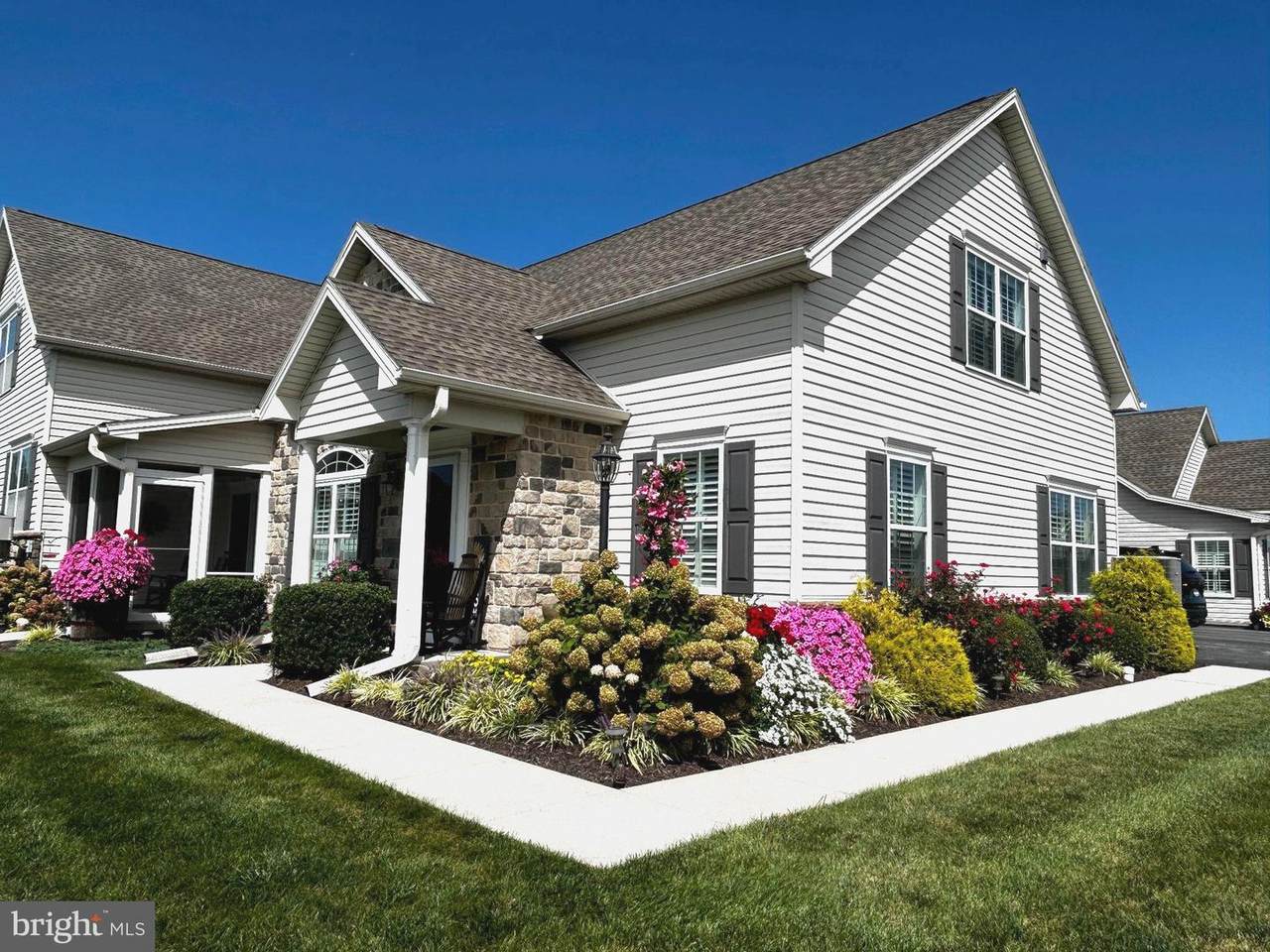140 Dolomite Drive - Photo 1