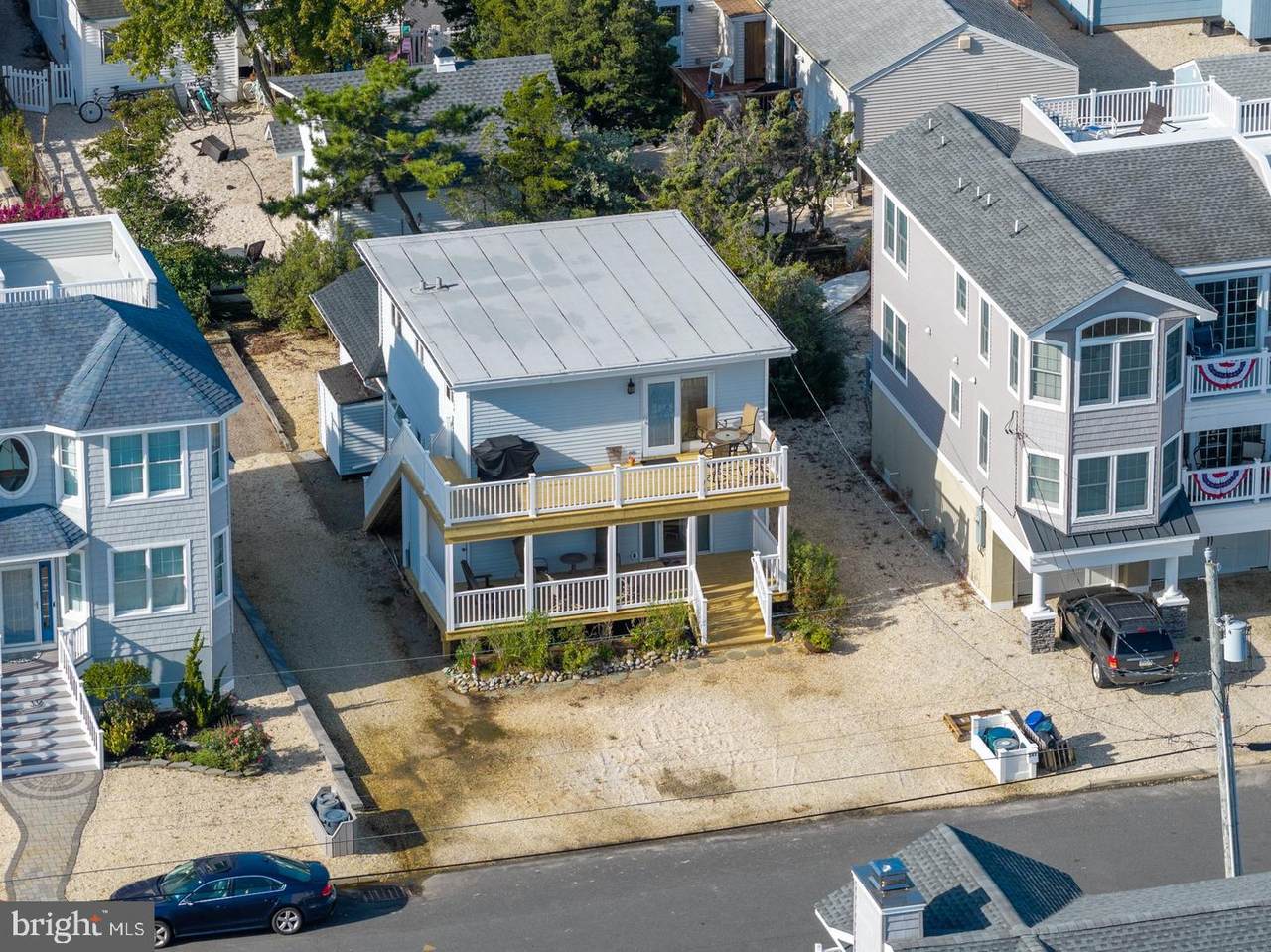 342 7TH Street - Photo 1