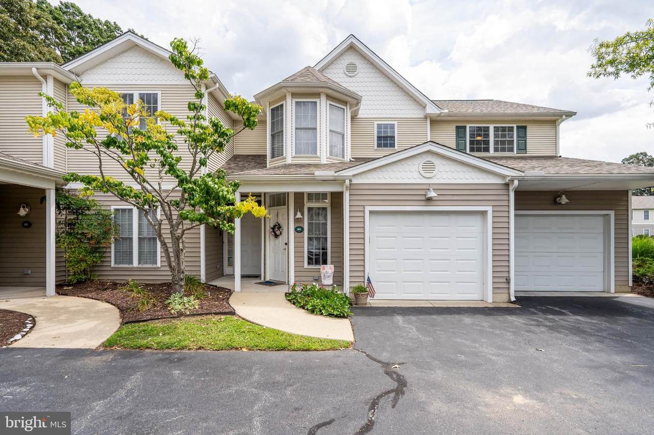 900 Stoney Brook Circle - Photo 1
