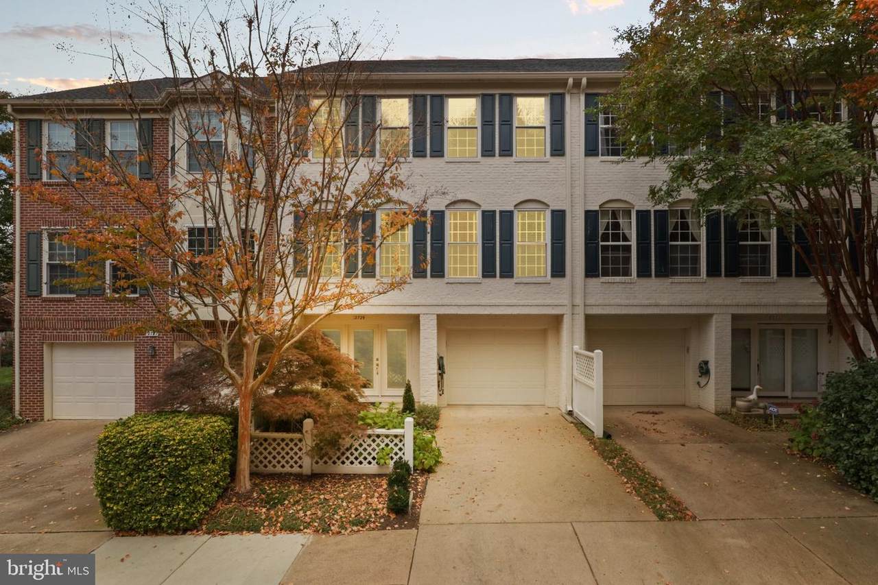2729 Pembsly Drive - Photo 1