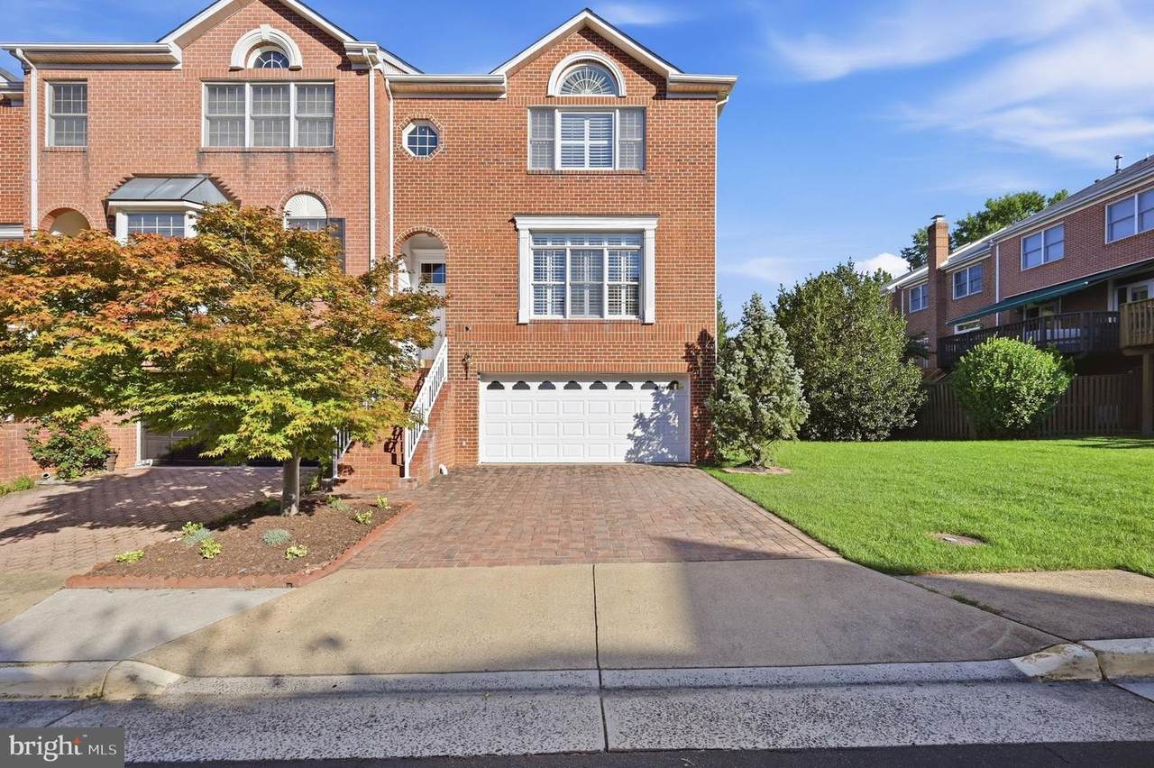8143 Madrillon Court - Photo 1