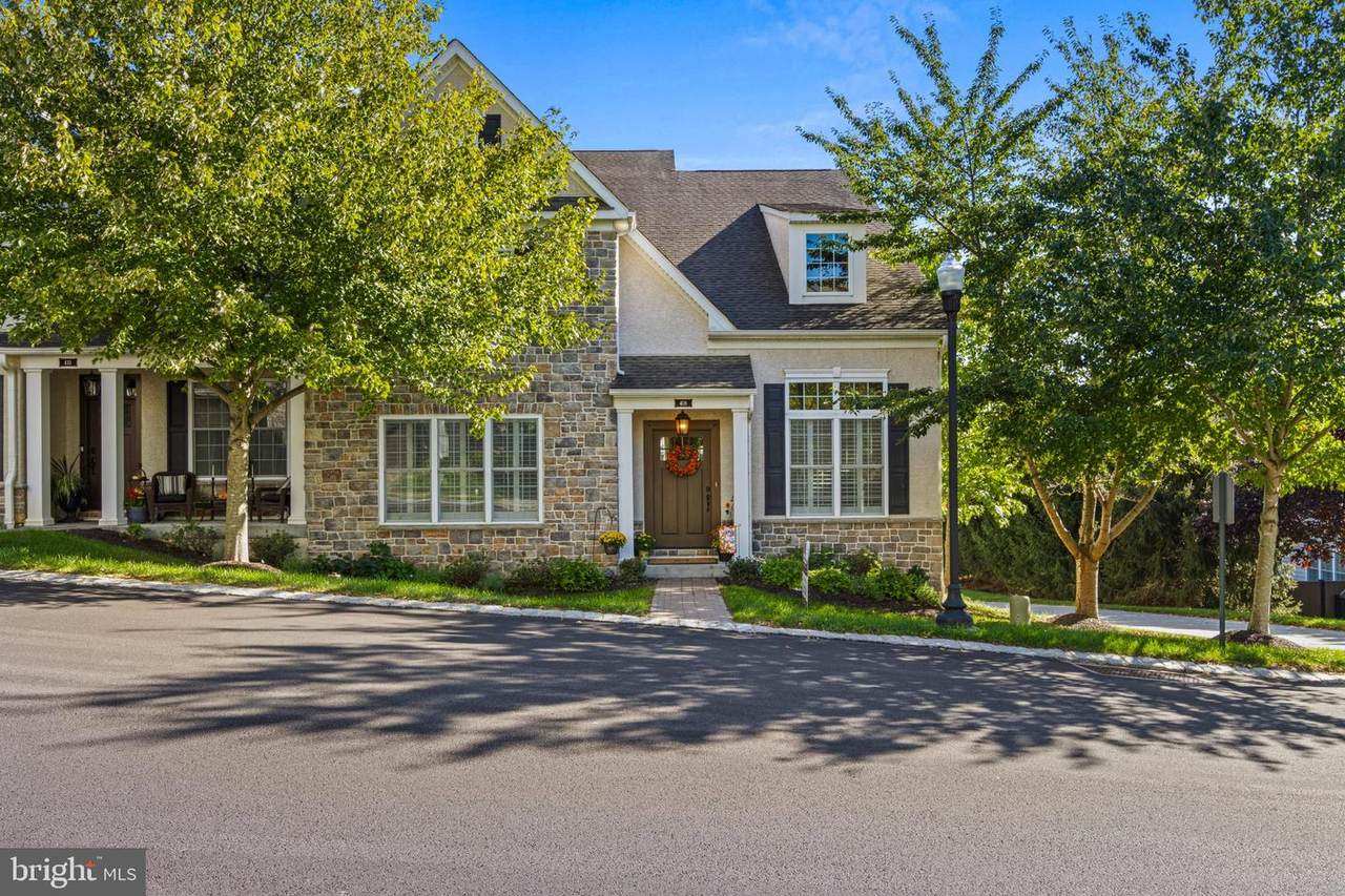 408 Ravenscliff Drive - Photo 1