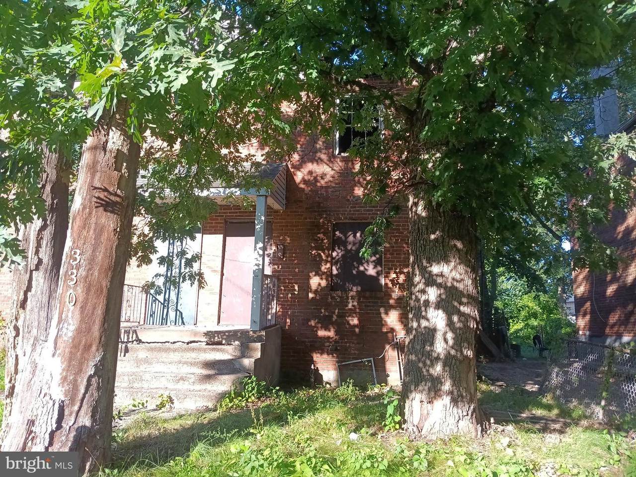 https://bt-photos.global.ssl.fastly.net/brightmls/1280_boomver_1_805390341446-2.jpg