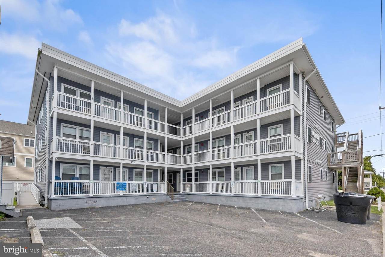409 Saint Louis Avenue - Photo 1