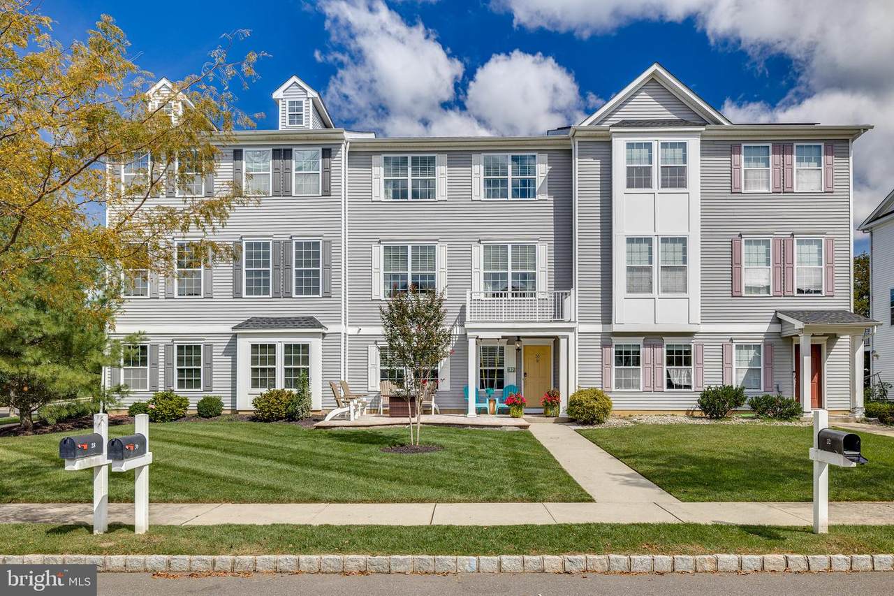30 Mountie Lane - Photo 1