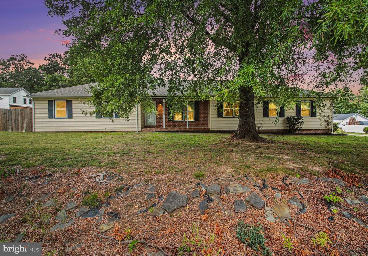 3901 Copperleaf Road - Photo 1