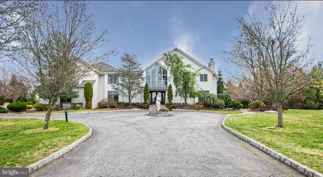 17 Dey Farm Road - Photo 1