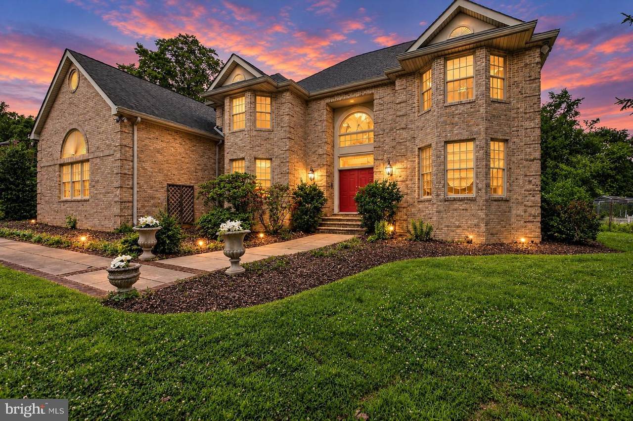 15 Scenic Drive - Photo 1