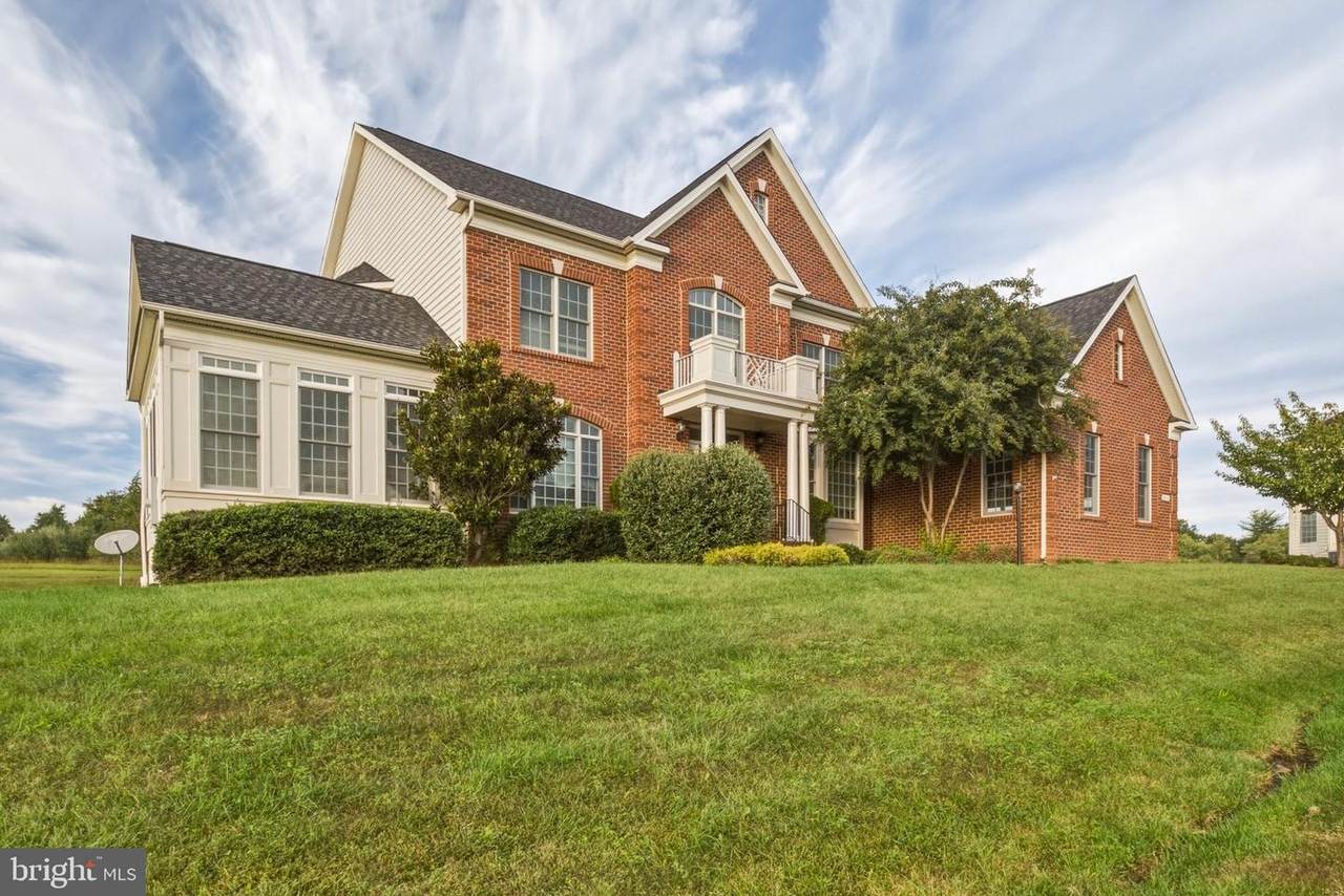 40420 Diggins Court - Photo 1