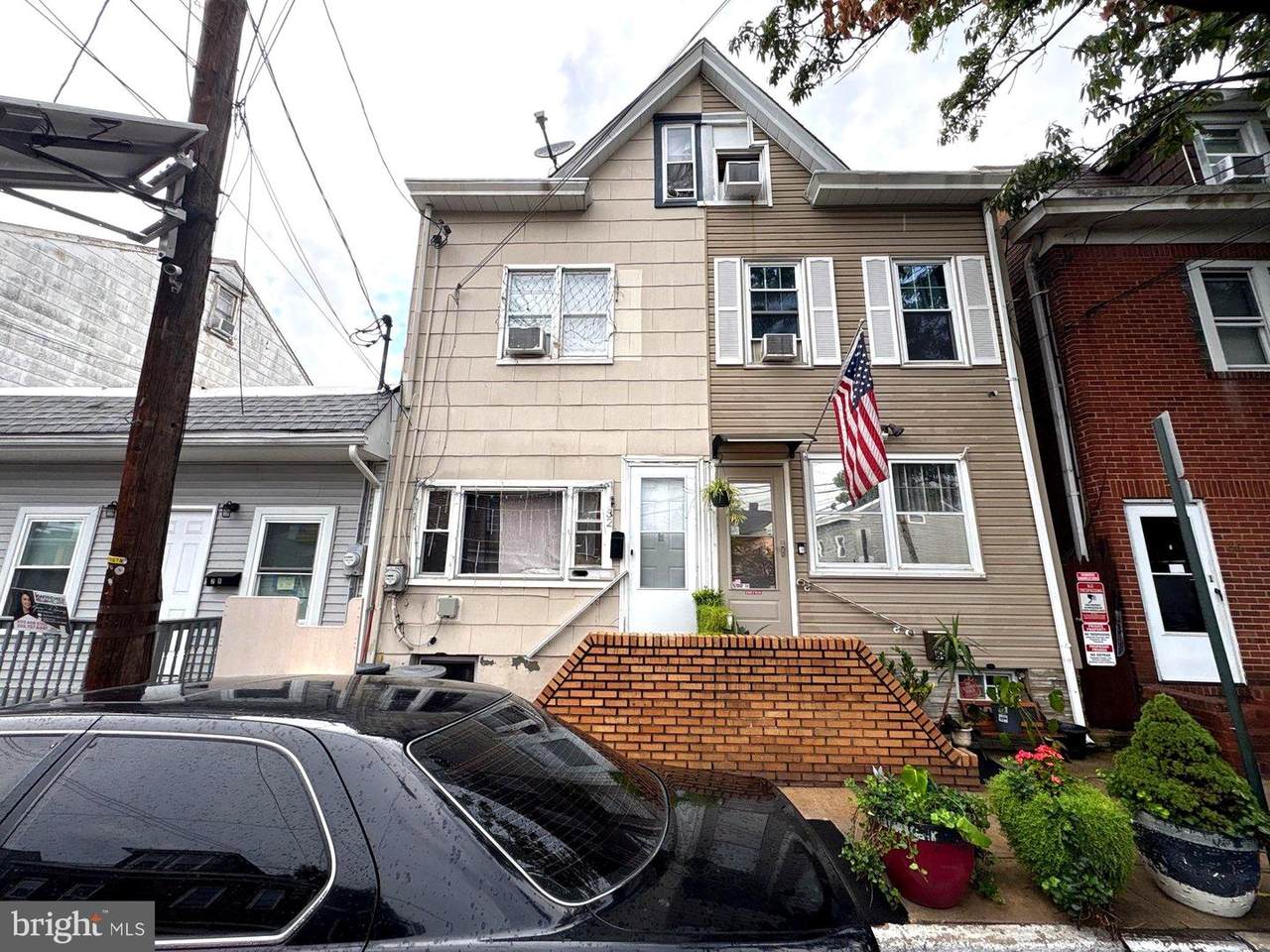 32 Elm Street - Photo 1