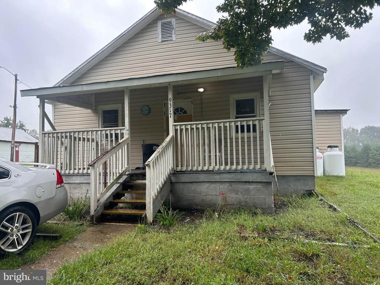 9317 Weslyn Drive - Photo 1