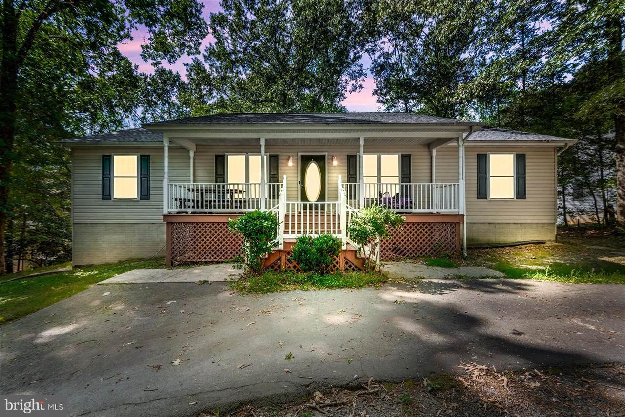 7462 Buchanan Drive - Photo 1