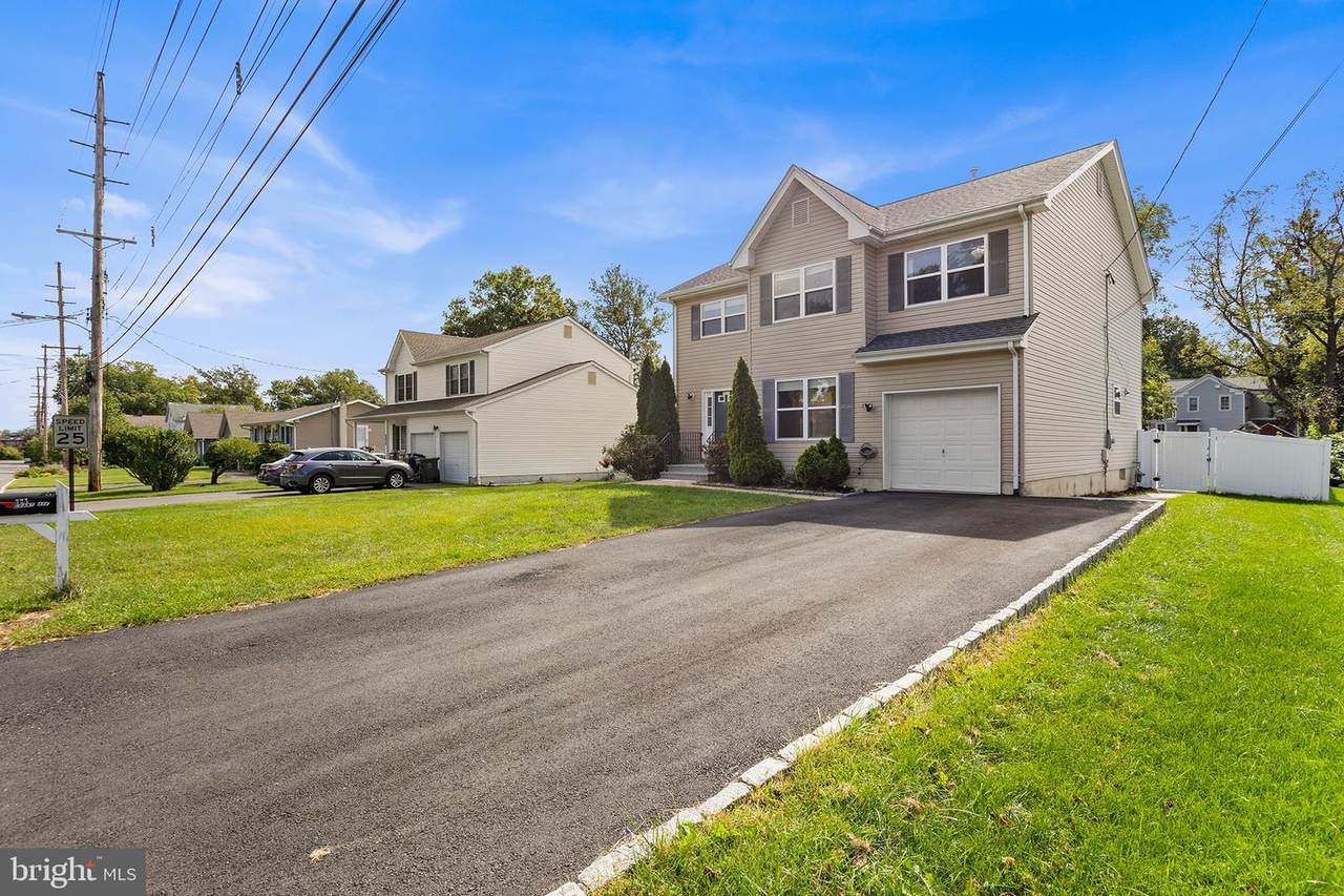 321 Grant Avenue - Photo 1
