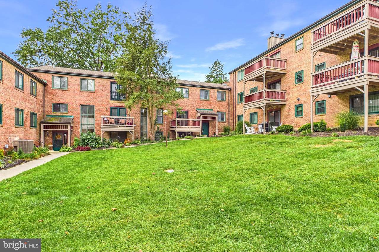 76 Paladin Drive - Photo 1