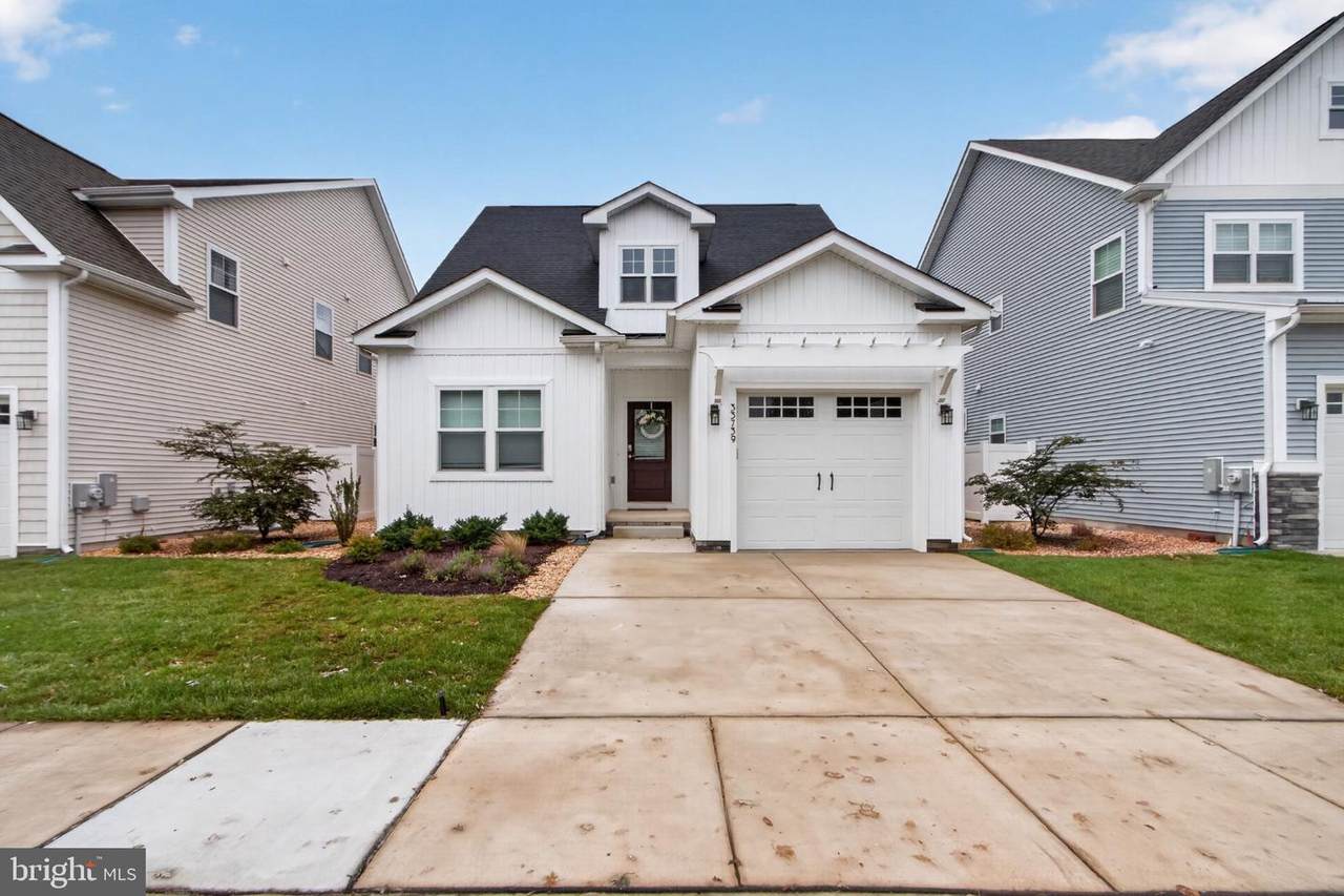 33739 Catching Cove Court - Photo 1
