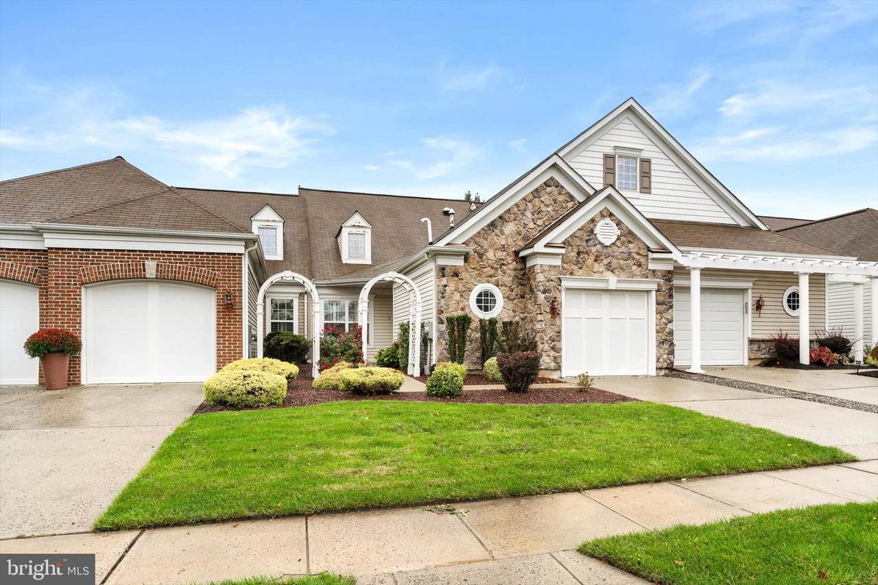 85 Sparrow Drive - Photo 1